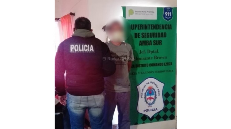 Allanamiento: aprehendido por amenazas y tenencia de arma